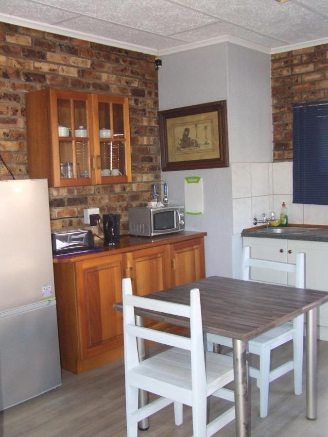 Kruger'S Guest House White River Exterior foto