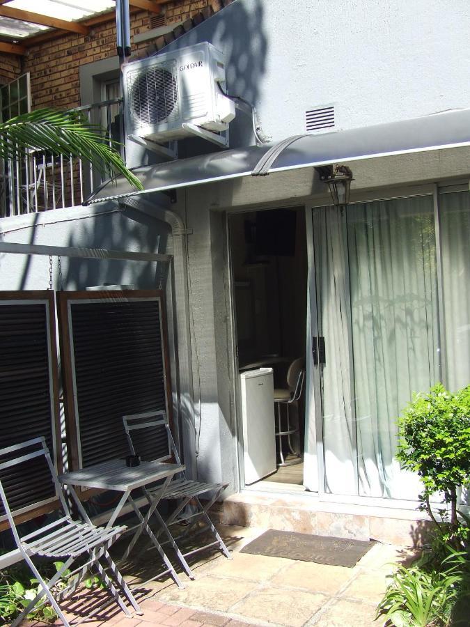 Kruger'S Guest House White River Exterior foto