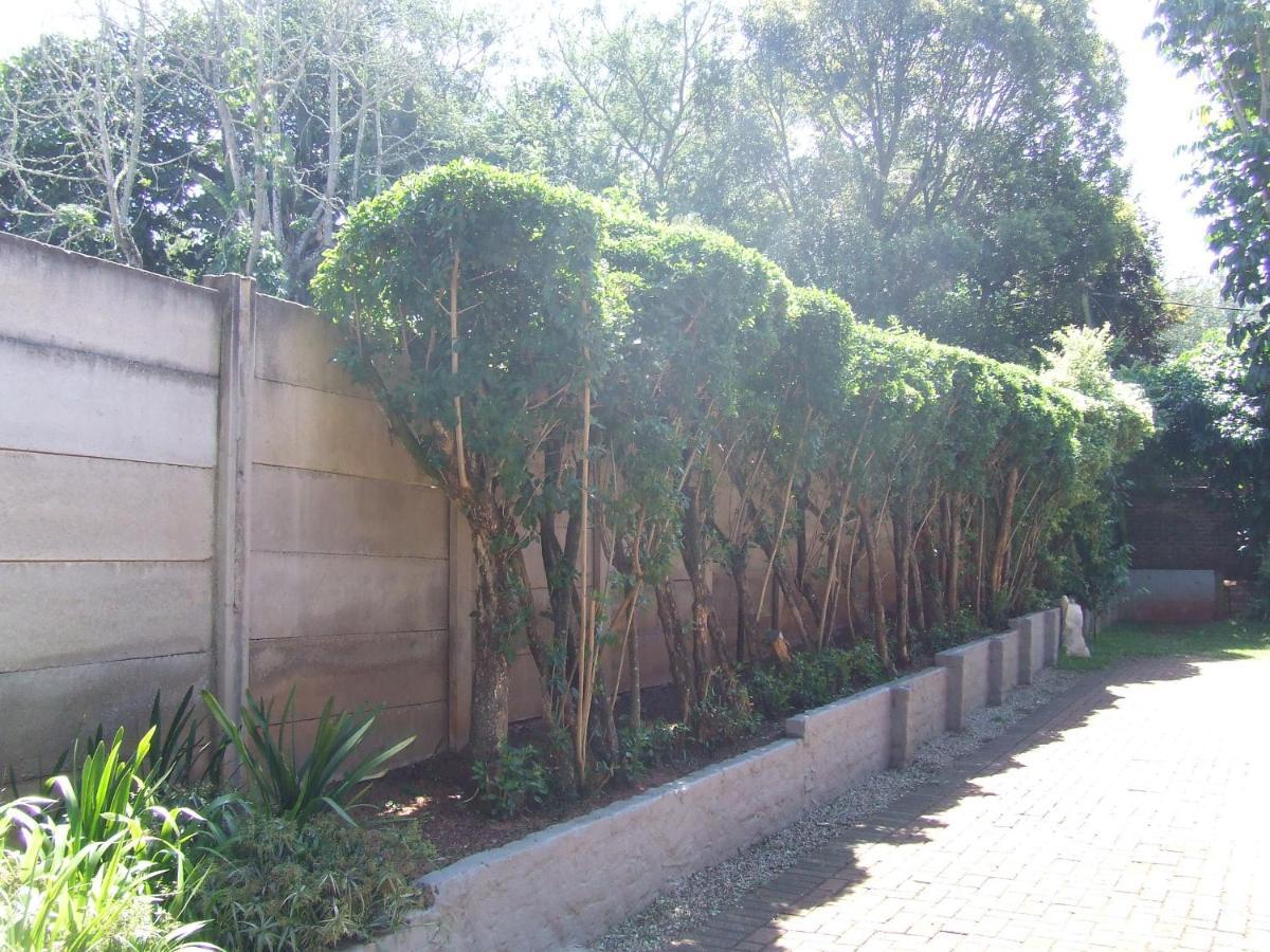 Kruger'S Guest House White River Exterior foto