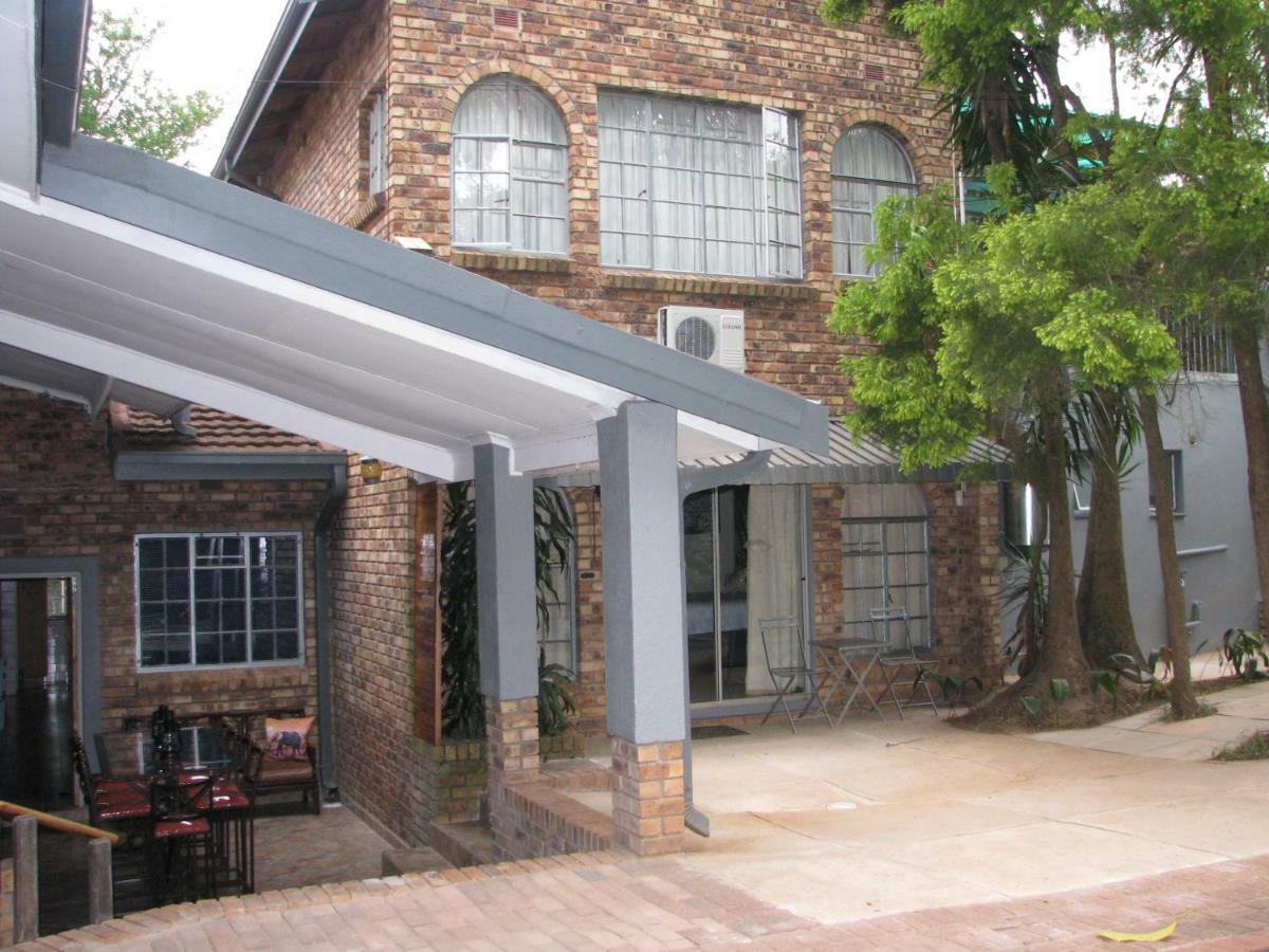 Kruger'S Guest House White River Exterior foto